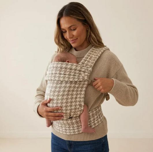Ergonomic Houndstooth Baby Carrier